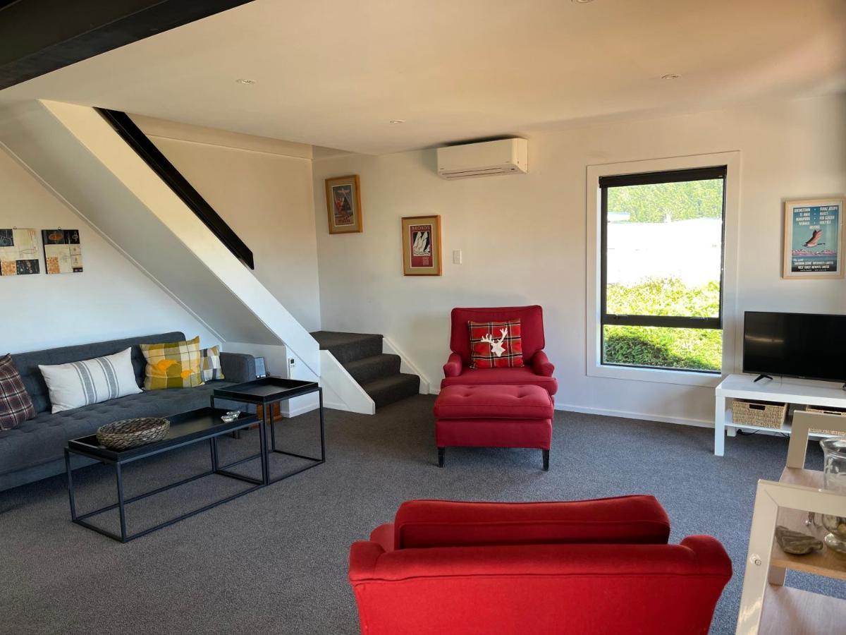Views On Parry - Lake Hawea Holiday Home 外观 照片
